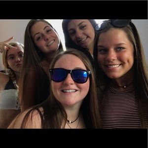 Meet your Posher, Anna